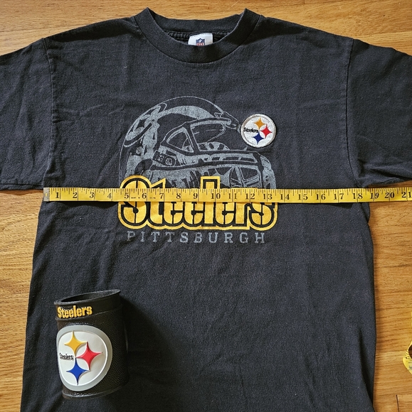 NFL Team Apparel Pittsburgh Steelers Short Sleeve T-Shirt & Steelers Bev Koozie - Picture 6 of 10